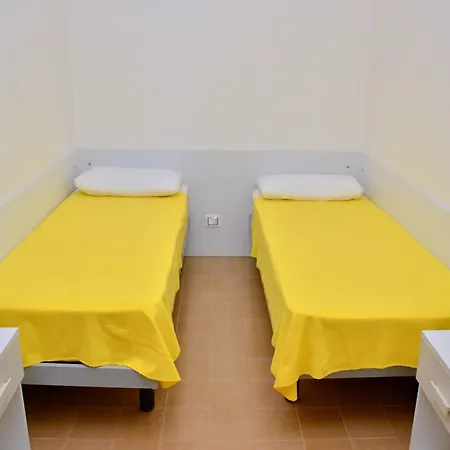 Apartment Spacious Flat With Fireplace Terrace Bibione