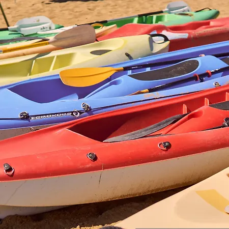 Spacious Flat With Fireplace Terrace דירה ביביונה