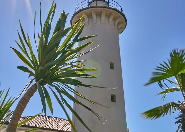 Spacious Flat With Fireplace Terrace Apartment