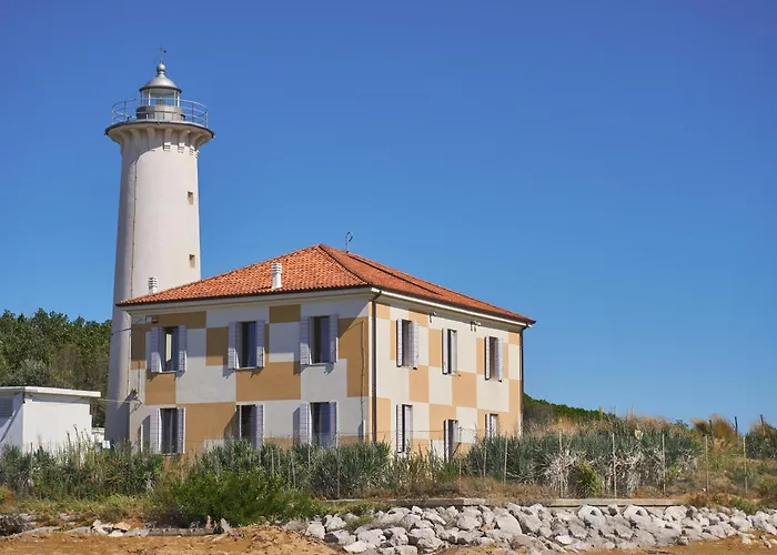 Spacious Flat With Fireplace Terrace Apartment *